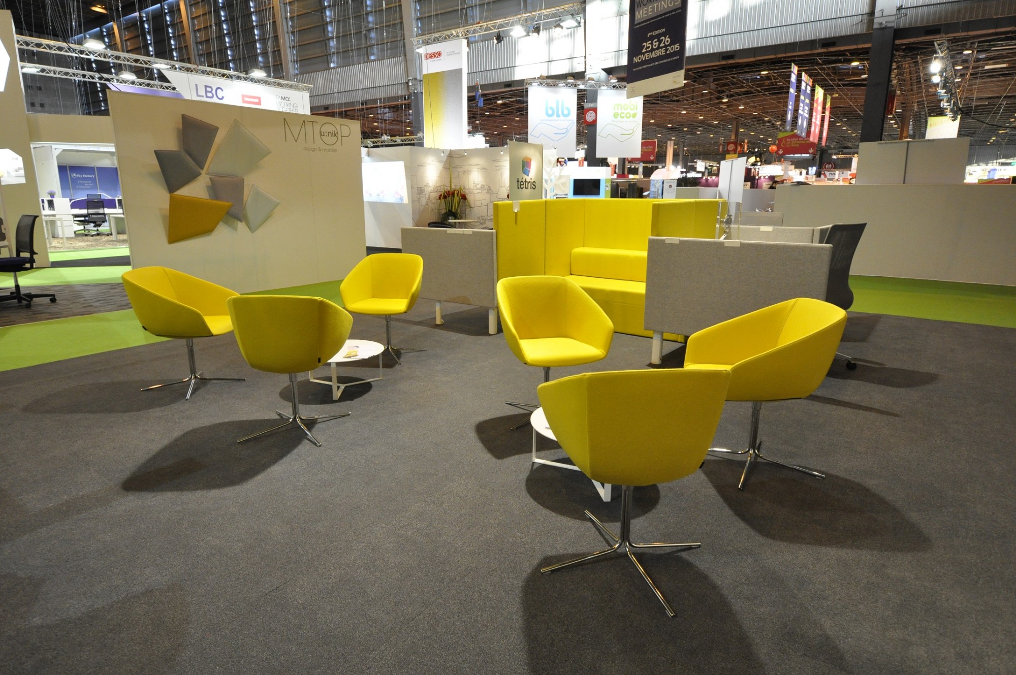 Główna galeria - FOTEL LOTUS Nowy Styl - Majencia - Szary (2)
