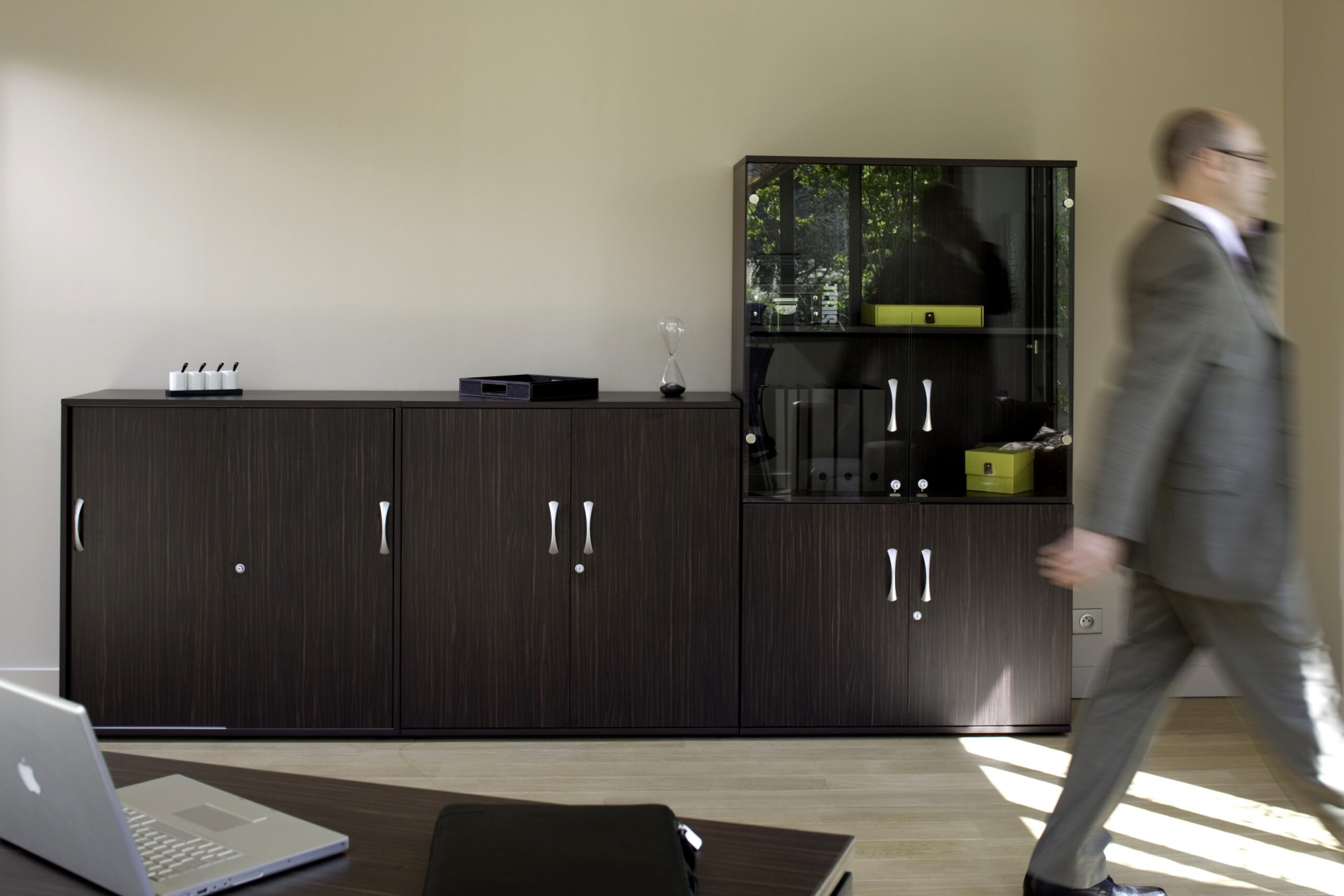 Główna galeria - Szafa biurowa wenge z mali aktowa Classwood 720x800x450 mm firmy MAJENCIA - Nowy Styl (3)
