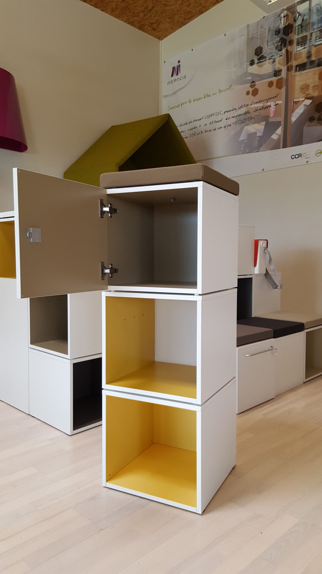 Główna galeria - Regał biurowy Oxo moduł dolny firmy Majencia - Nowy Styl (5)