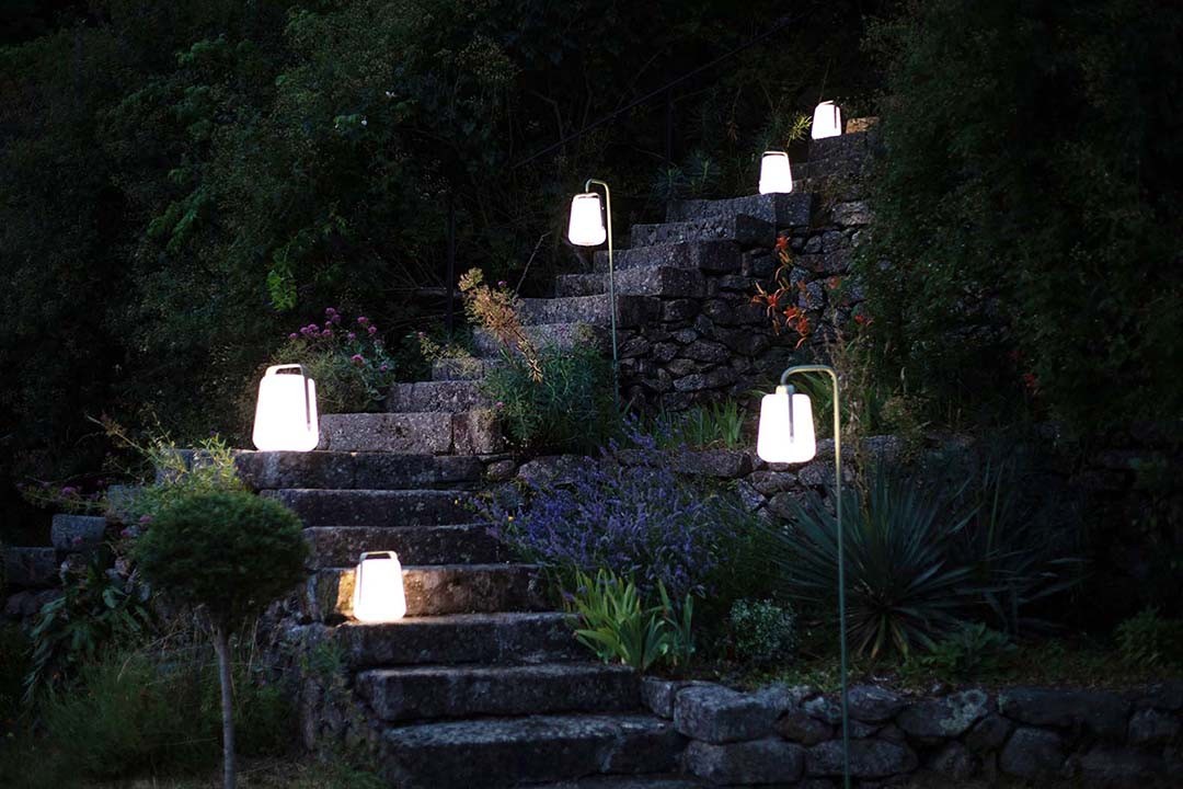 Główna galeria - Lampa ogrodowa, przenośna FERMOB - BALAD H25 (5)