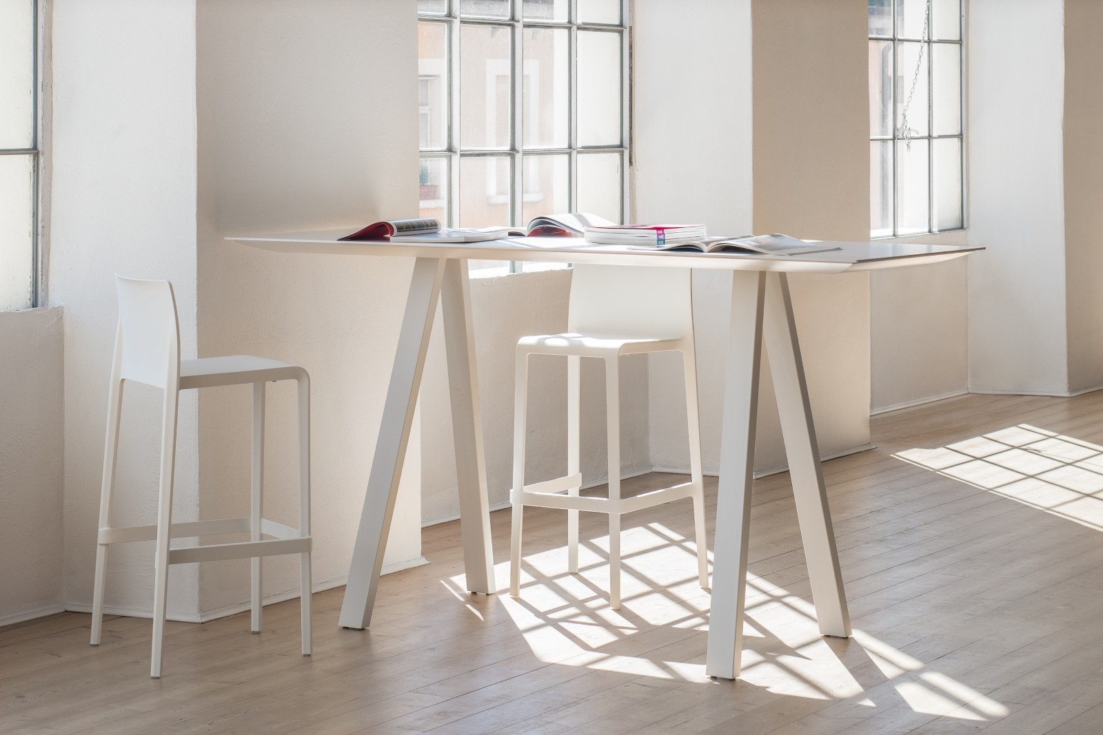 Główna galeria - Stolik wysoki ARKI-TABLE ARK107 2000 mm x 790 mm Pedrali (2)