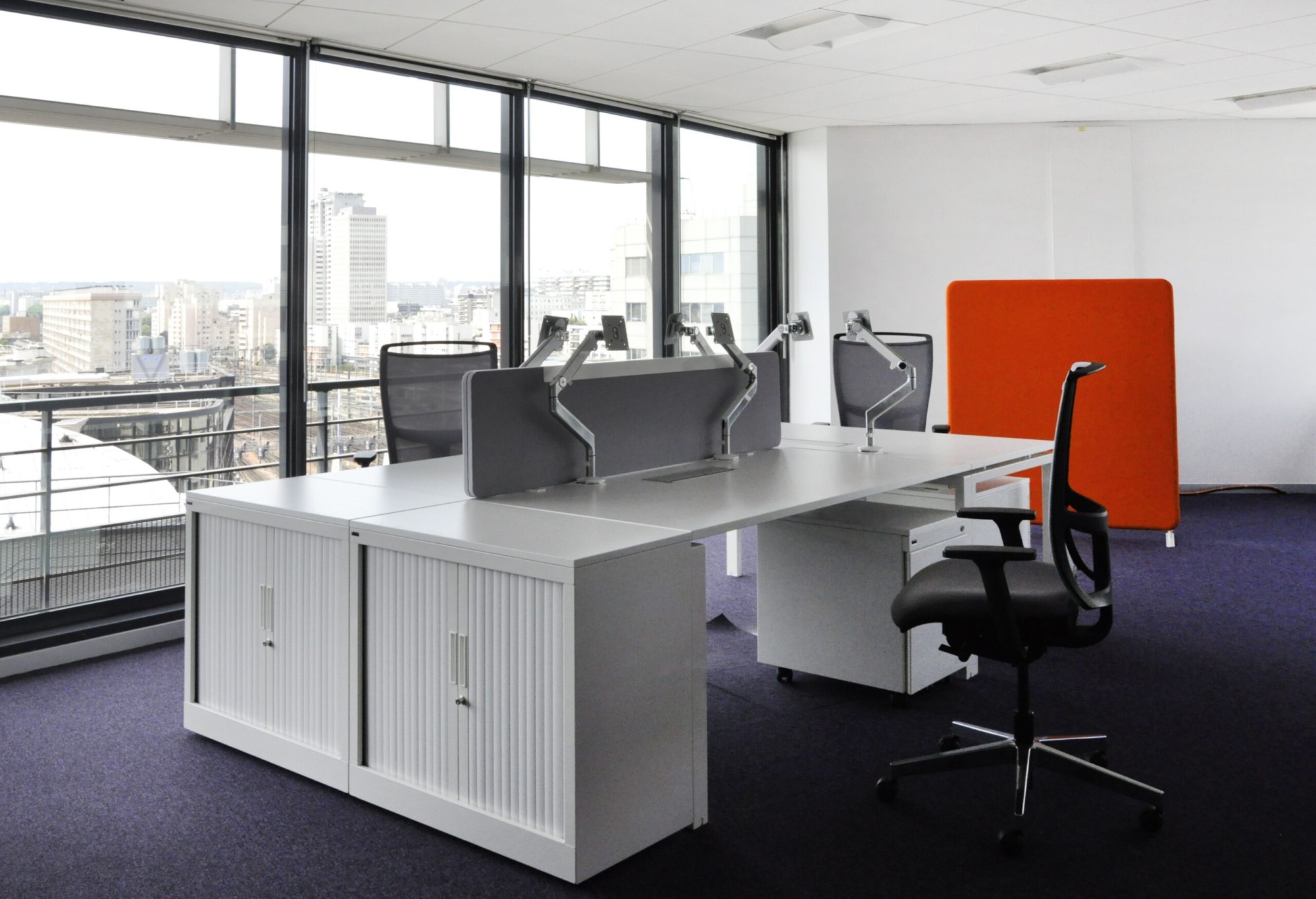 Główna galeria - Szafa metalowa żaluzjowa firmy Majencia-Nowy Styl Ecozen 1020x1000 mm - Kolor Biały + Dąb (5)