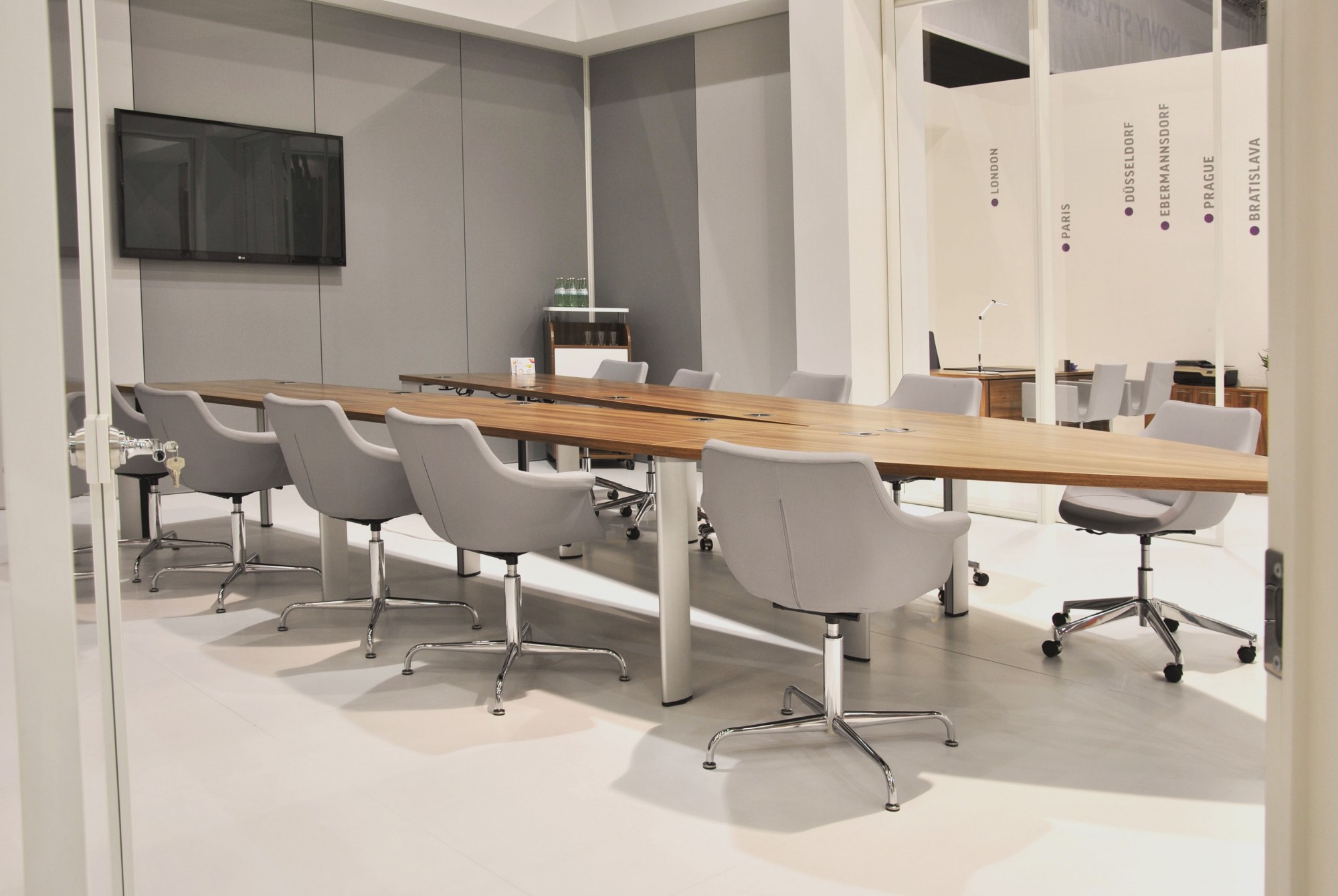 Główna galeria - FOTEL KAIKA LUX ST33 (2)